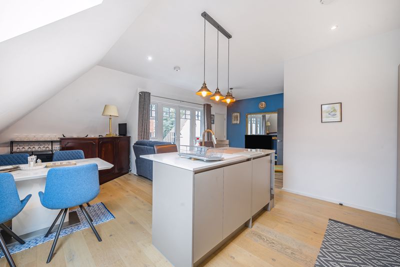 Kitchen- click for photo gallery